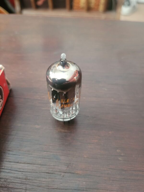 Valvula 12ax7 Vintage Electron Tube Made In Usa - Imagem 3