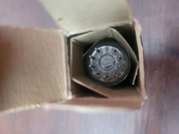 Valvula 12AX7 Vintage Rca Made In Usa - Imagem 4