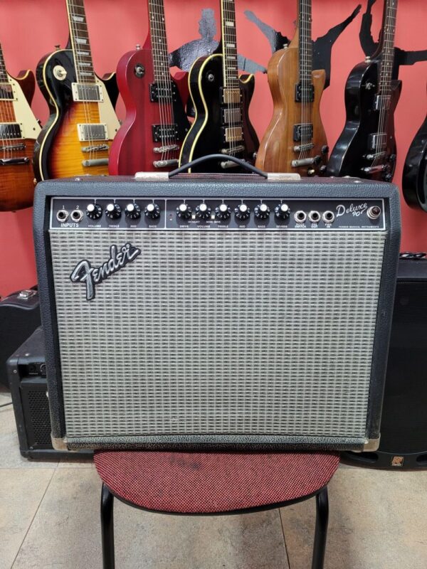 Amplificador Fender Deluxe 90