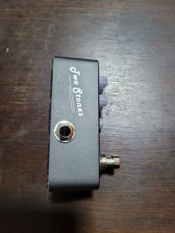 Pedal Pre Amplificador Mooer Two Stones M010 - Imagem 4