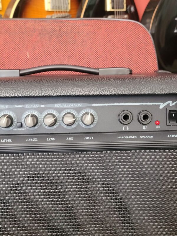 Amplificador Crate Gx15 - Imagem 3