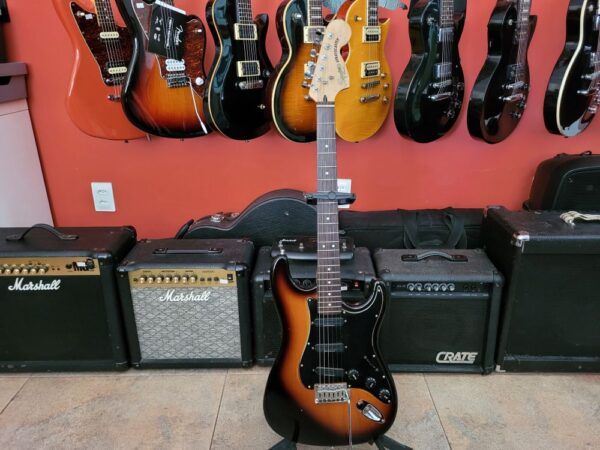 Guitarra Fender Squier Stratocaster Deluxe - Imagem 6