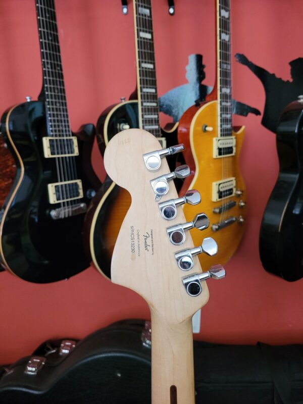 Guitarra Fender Squier Stratocaster Deluxe - Imagem 4