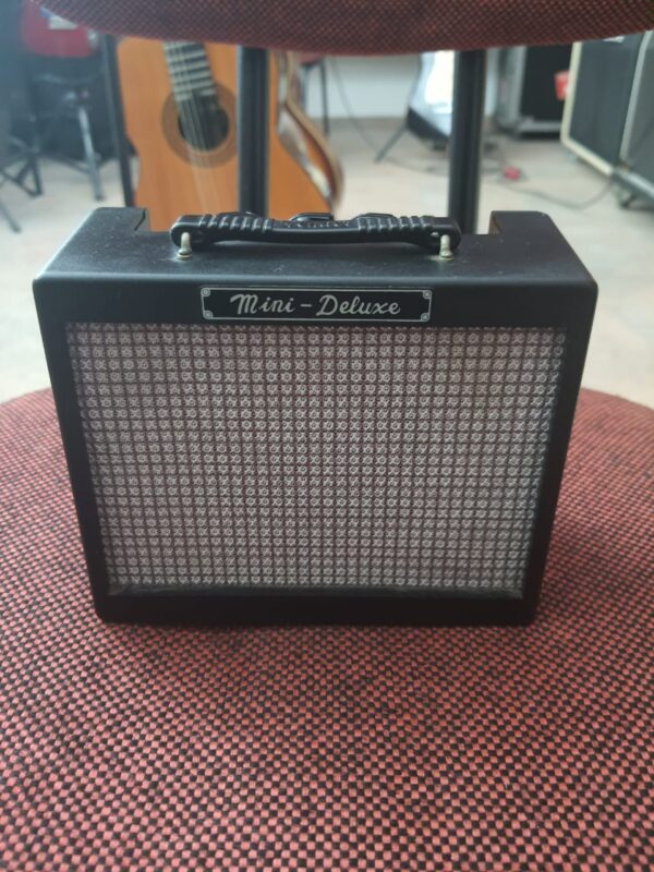 Mini Amplificador Fender Mini Deluxe MD20