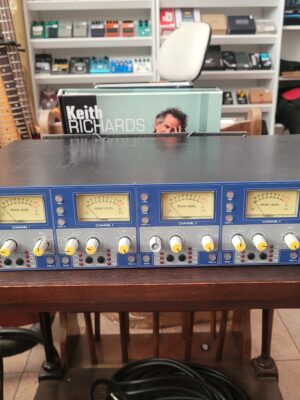 Pre Amplificador Focusrite Isa 428