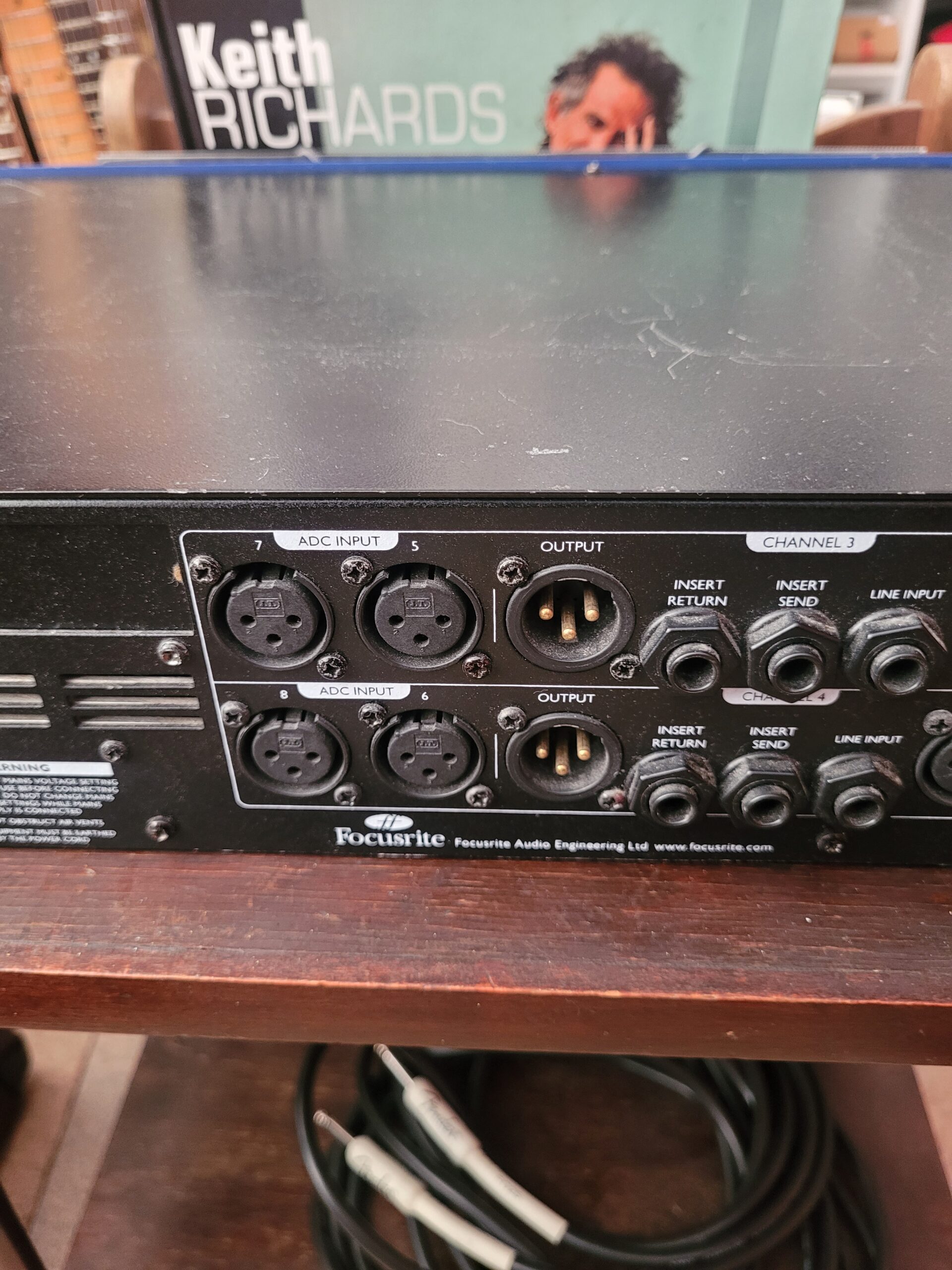 Pre Amplificador Focusrite Isa 428 - Imagem 10