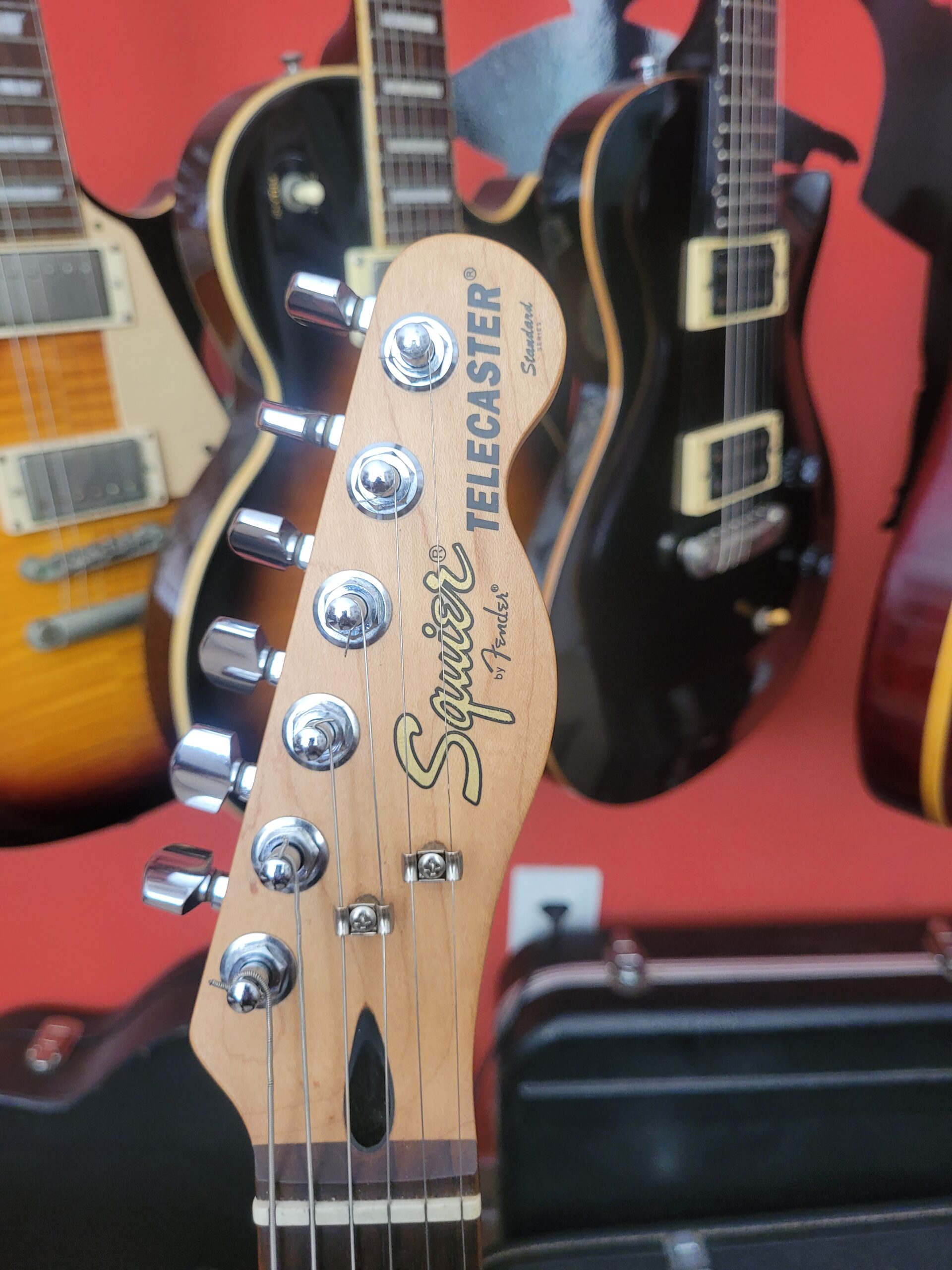 Guitarra Fender Squier Telecaster Standard - Imagem 4