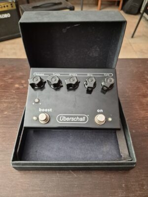 Pedal Bogner Uberschall Distorção